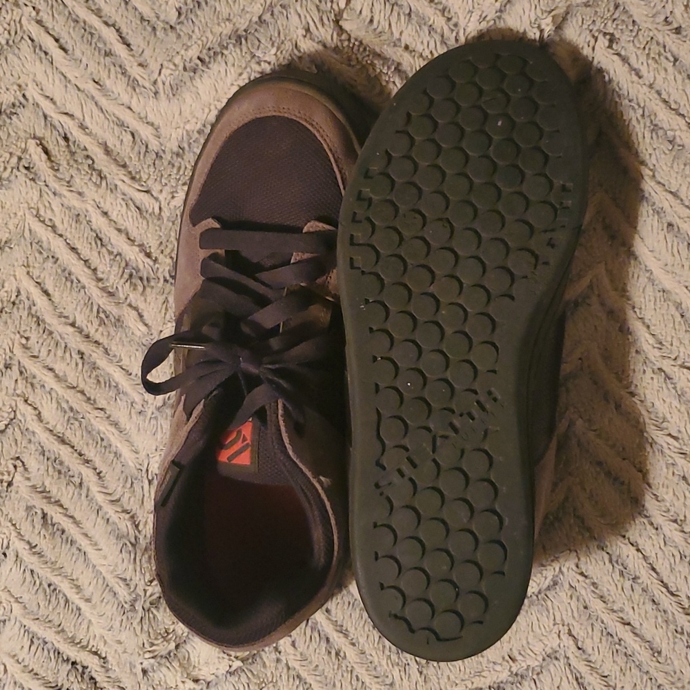 5 10 MTB shoes